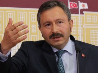 İstifa Şoku!