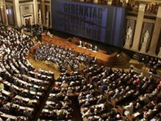 Tartışmalı "İslam Yasa Tasarısı" Meclisten Geçti!