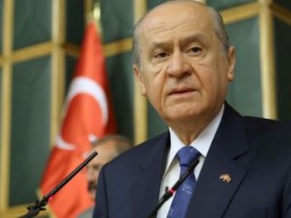 Bahçeli'den Şaşırtan Veda Hediyesi