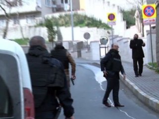 ABD Başkonsolosluğu Önünde Bomba Alarmı!