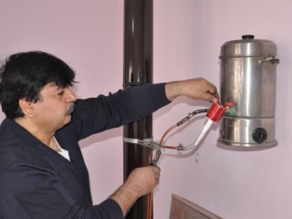Kendi İmkanlarıyla Bakın Ne Yaptı!