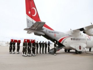 Şehit Askerler Memleketlerine Uğurlandı