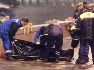 Rus Polisi Beyaz Arabayı Arıyor