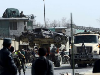 Afganistan'da Bombalı Saldırı!