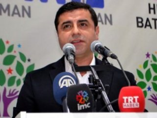 Demirtaş Tribünlere Oynamaya Başladı!