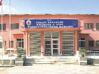 Tecavüzde ‘Ağa’ Parmağı