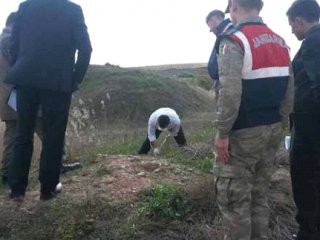 Tarlasında Çalıştırdığı Suriyeli Kadına…