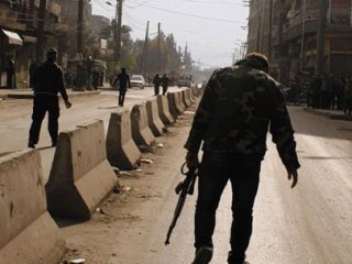 İranlı Komutan Suriye'de Öldürüldü