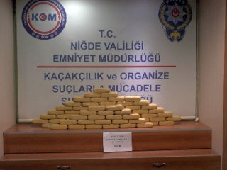 Çorap içinden 35 kilo eroin çıktı!
