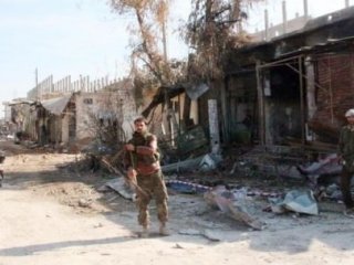 İranlı Komutan Suriye'de Öldürüldü