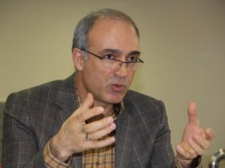 Cesur Rektör Takdir Topladı