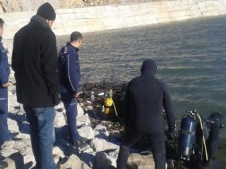 Baraj Gölünde 2 İşçi Hayatını Kaybetti