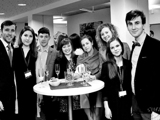 Üniversitede Rezalet