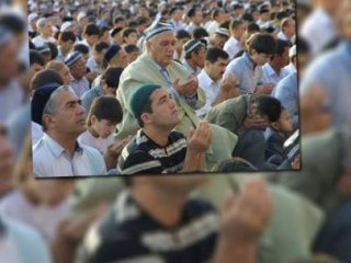 Başörtü Yasağından Sonra Kravat Mecburiyeti