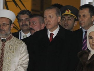 Erdoğan, İlahiyat Fakültesini Açtı
