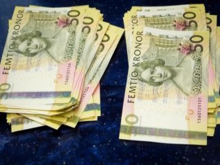 Faizleri Sıfırın Altına Çekti