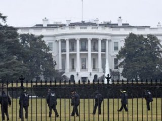 ABD'lilerden Polise Protesto