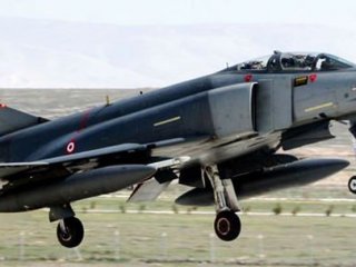 F-4'ler 2020'ye Kadar Kalacak