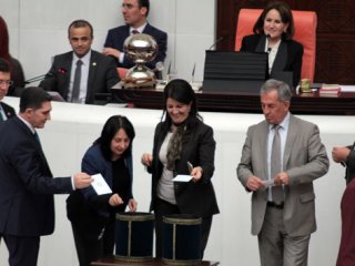 Genel Kurul'da RTÜK’e Üye Seçimi