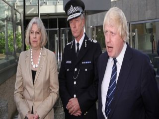 İngiltere'den O Kızlar İçin 'Özür' Geldi