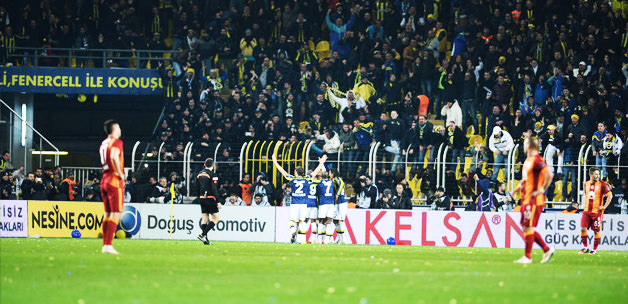 Fenerbahçe - Galatasaray derbisini Cüneyt Çakır yönetecek