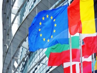 AB'de Deprem! Küçük Ülkeden Beklenmedik Cesaret