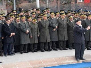 Ne Yaptın Sen Dede?