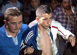Uyuşturucu bağımlısı genç dehşet saçtı