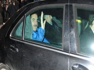 İbrahim Tatlıses Gözlerini Kapattı