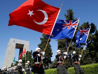 Çanakkale Törenle Geçiliyor!