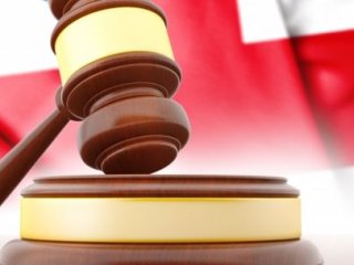 Porno İzleyen 3 Hakimin İşine Son