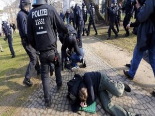 Alın Size Alman Polisi!