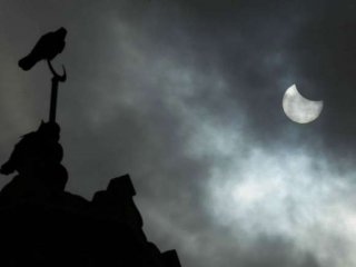 Türkiye ve Dünyadan Güneş Tutulması Görüntüleri