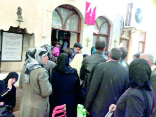 Ahlaksız Misyon! Yardım Bahanesiyle Yaklaşıyorlar