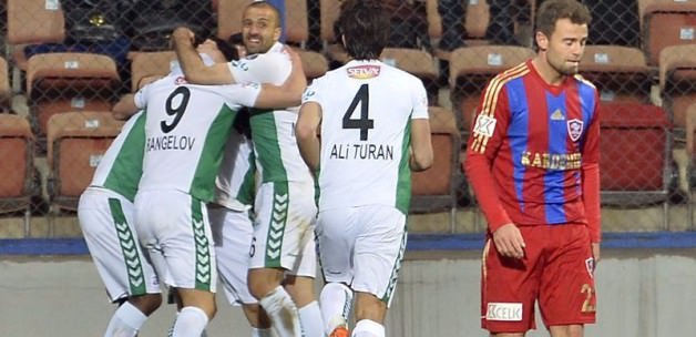 Konyaspor, Karabük'ü dibe itti