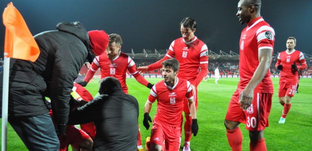 Balıkesir durdu durdu Es-Es'e patladı!