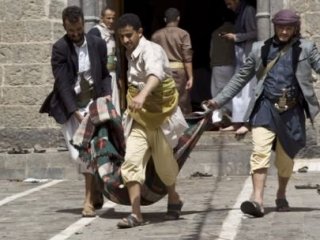 Yemen'deki Yaralılar İran'a Getirildi