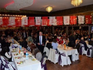 CHP'li Başkan Önder'den Partililere İçkili Yemek Sözü