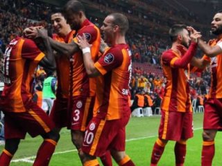 Galatasaraylı yıldıza flaş teklif!