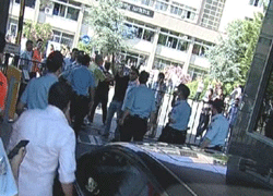 Kampüste kavga: 4 öğrenci yaralı