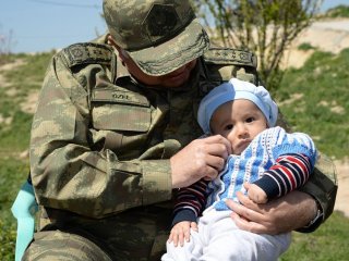 Necdet Özel'i Hiç Böyle Görmediniz