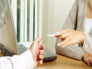 Kartvizitli Tuzak! Saniyeler İçinde Zehirliyor