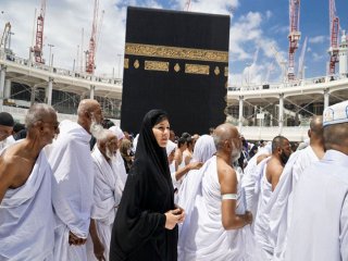 Ayşe Arman Umre İzlenimlerini Anlattı