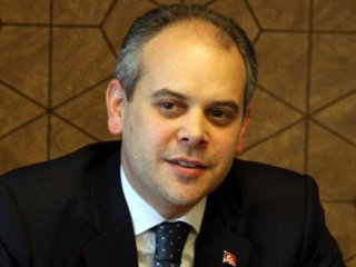 Bakan Kılıç'ın Konvoyunda Kaza!