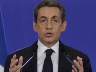 Fransa'da Sandıktan Sarkozy Çıktı