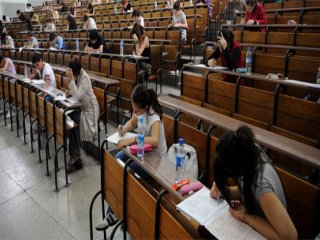 Mayıs'ta 10 Bin Kadrolu Memur Alınacak