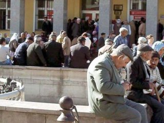 Emekliye Müjde Başbakan Davutoğlu'ndan