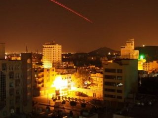 Husiler Taiz ve Hudeyde'de Vuruldu