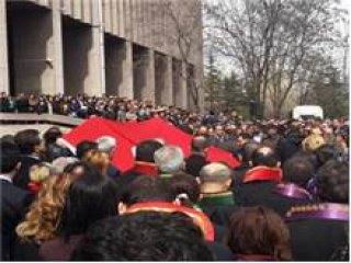Ankara Adliyesi'ndeki Törende Olay Çıktı!