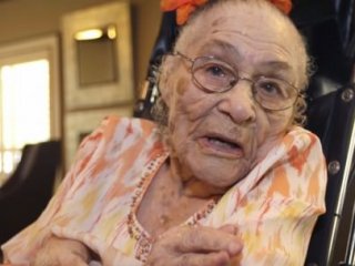 Dünyanın En Yaşlı Kişisi Oldu